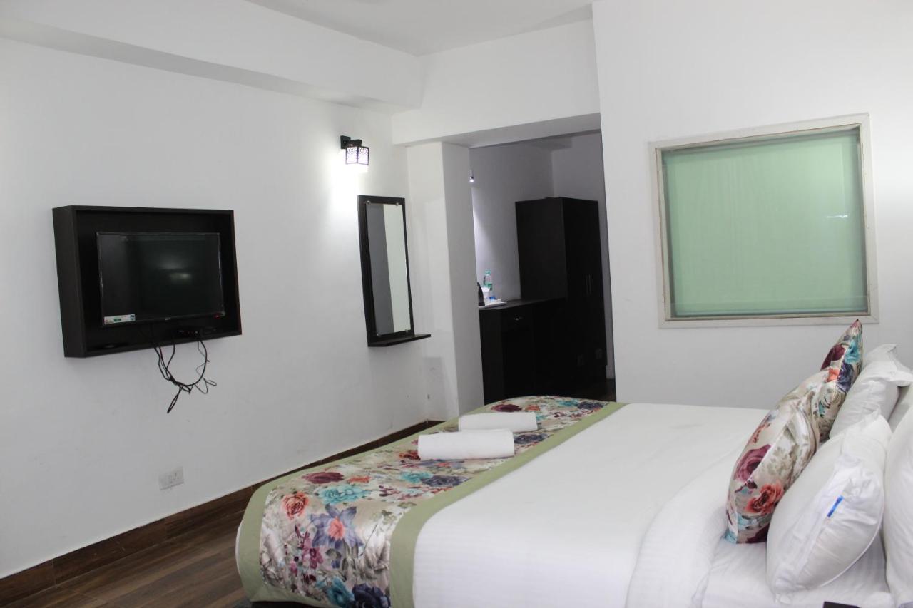 The Leenor Regency Gangtok Exterior photo